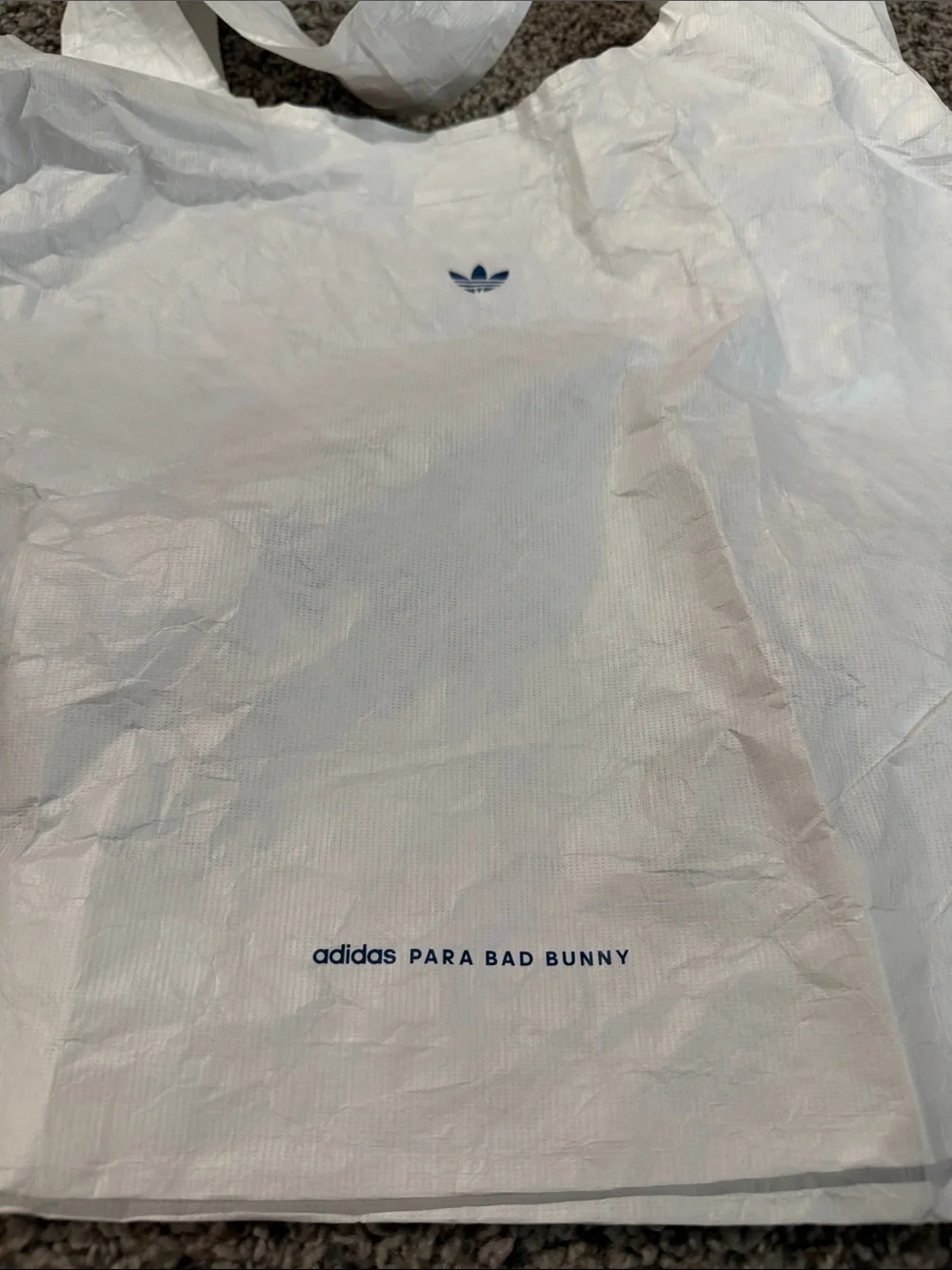 adidas compact foldable